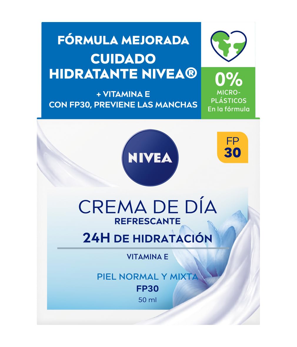 NIVEA Crema de Día Refrescante - Crema Facial Hidratante - Refresca e Hidrata la Piel - Previene las Manchas - Protección Solar PF30 - Con Vitamina E - Uso Diario - Piel Normal y Mixta -50 ml